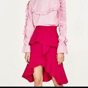 Zara hot pink ruffle skirt never worn!!!